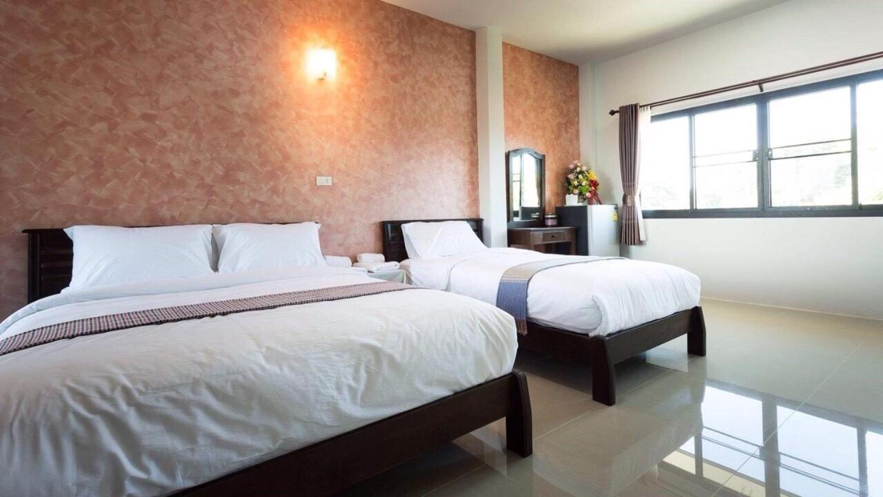 Benya Hotel Nan Bagian luar foto
